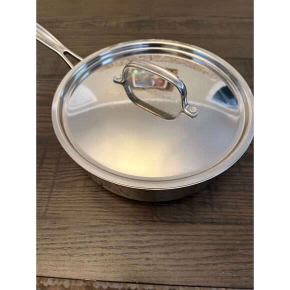 CUISINART Model #722-24 10” Skillet Frying Pan with Lid - Picture 3 of 10